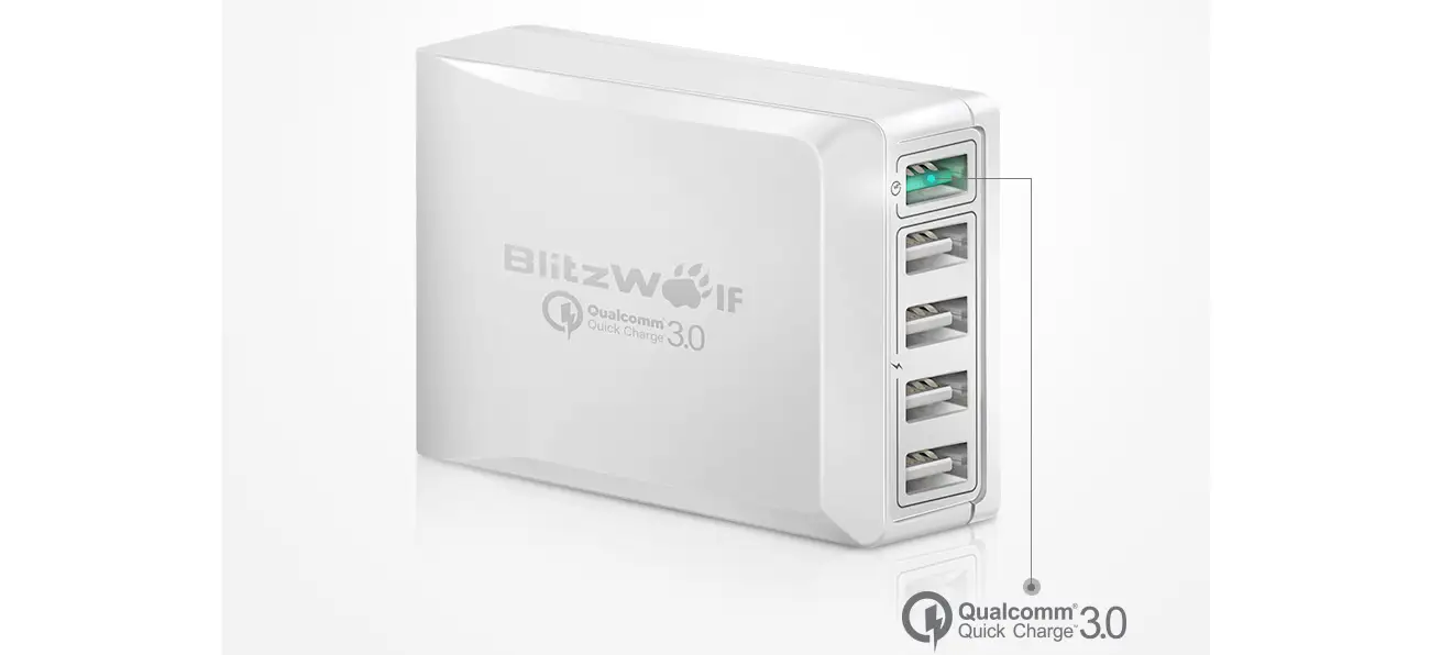 фото USB адаптера для зарядки Blitzwolf BW-S7